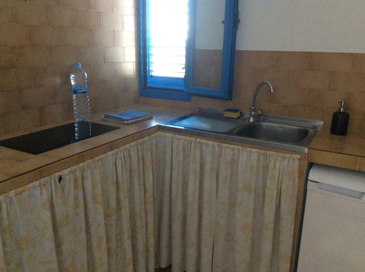 Viviendas Es Carnatge بلايا ميجورن المظهر الخارجي الصورة